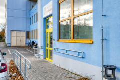 ÚMČ Praha 18 - Bechyňská - úprava parteru